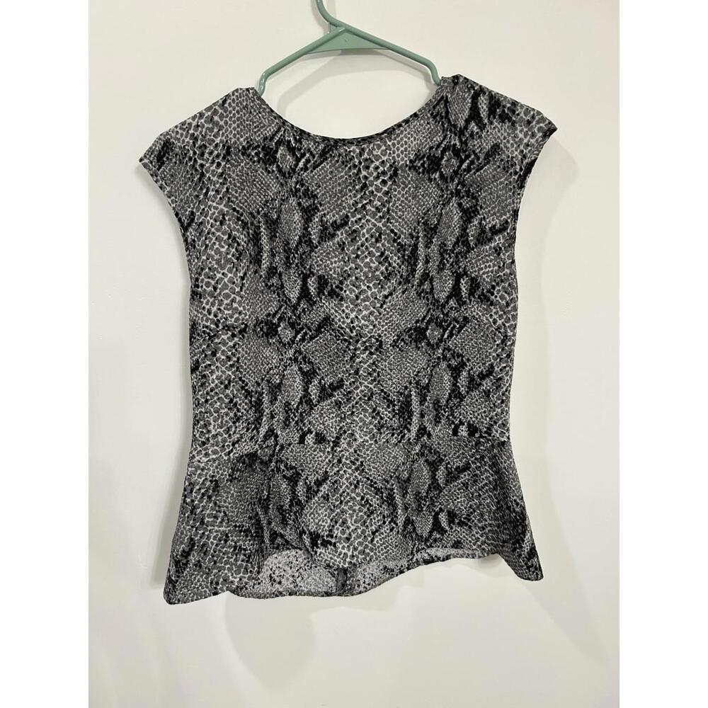 Ann Taylor Black Label Snakeskin Shell.  Size 8